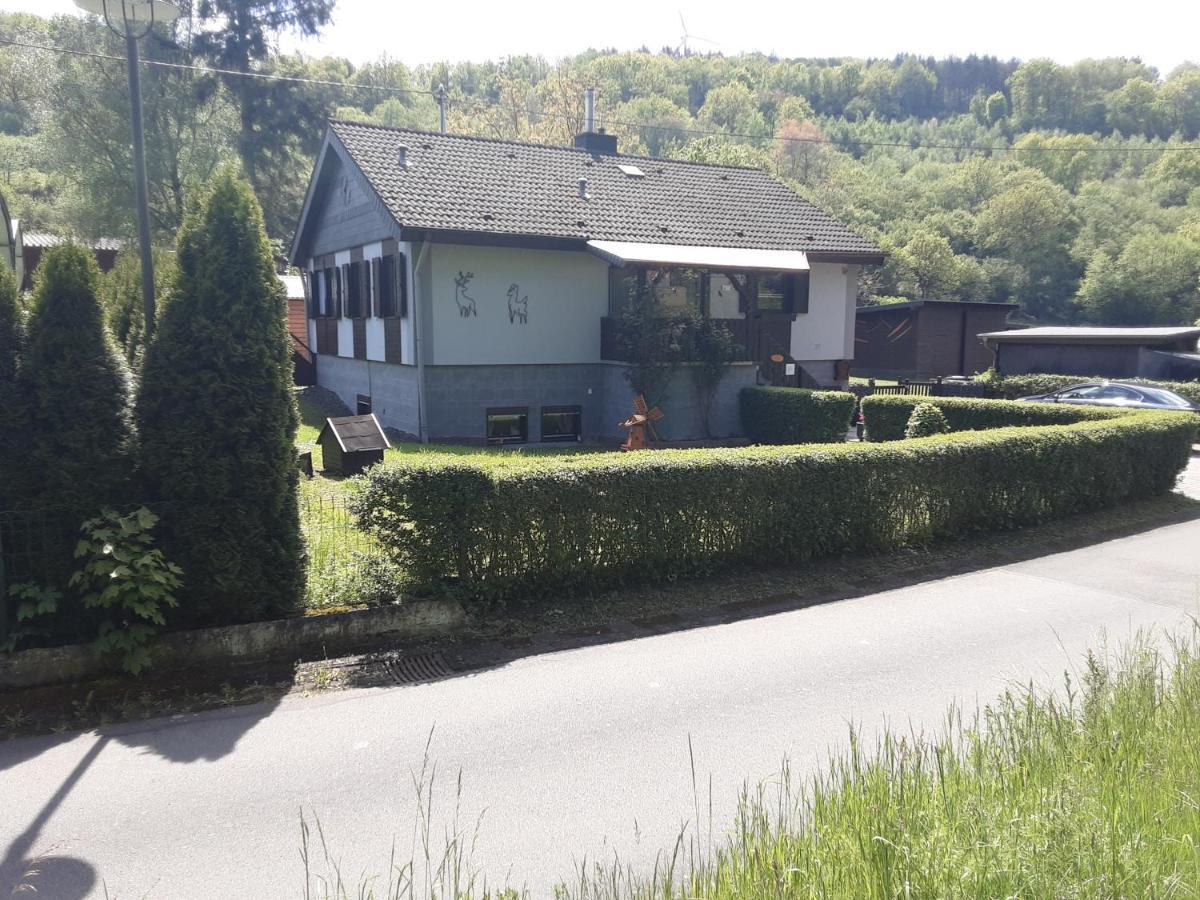 Zum Goldenen Tal Apartment Grafendhron Luaran gambar