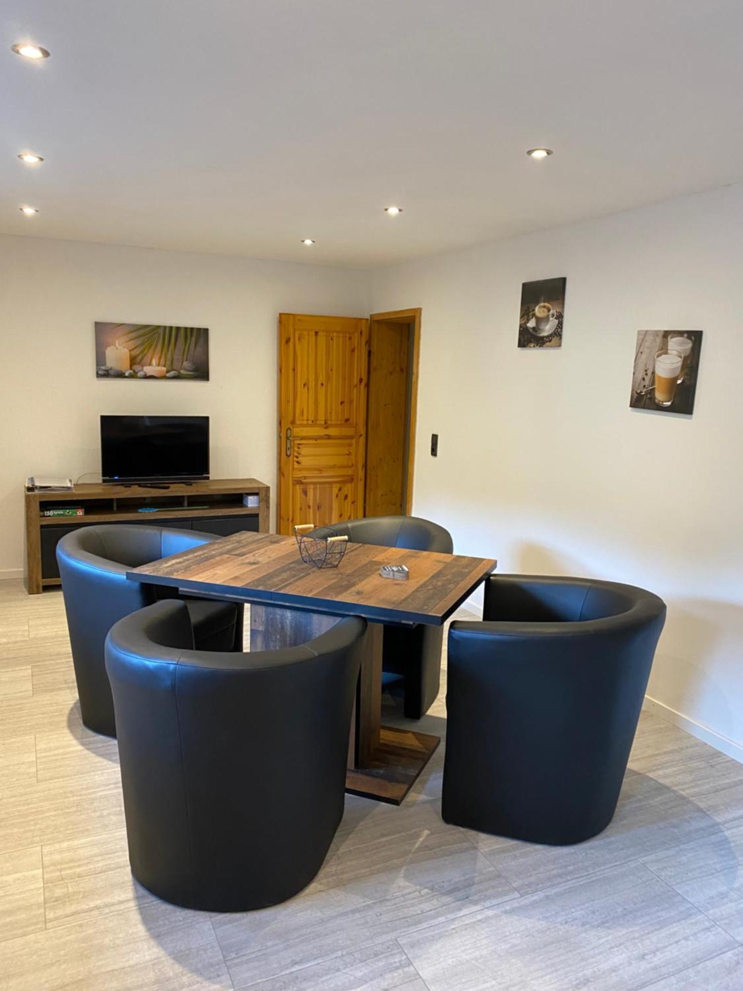 Zum Goldenen Tal Apartment Grafendhron Luaran gambar