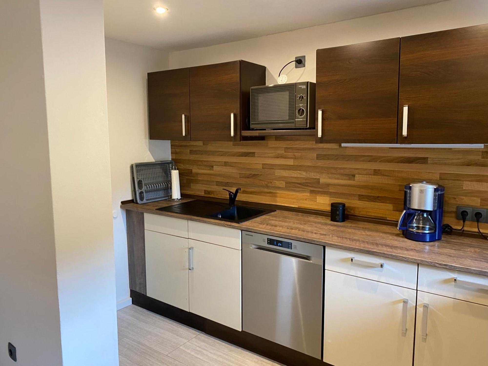 Zum Goldenen Tal Apartment Grafendhron Luaran gambar